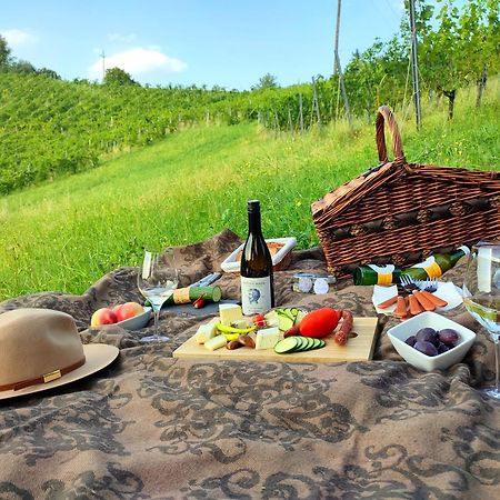 Weingut Winzerzimmer Rothschaedl Leutschach Zewnętrze zdjęcie