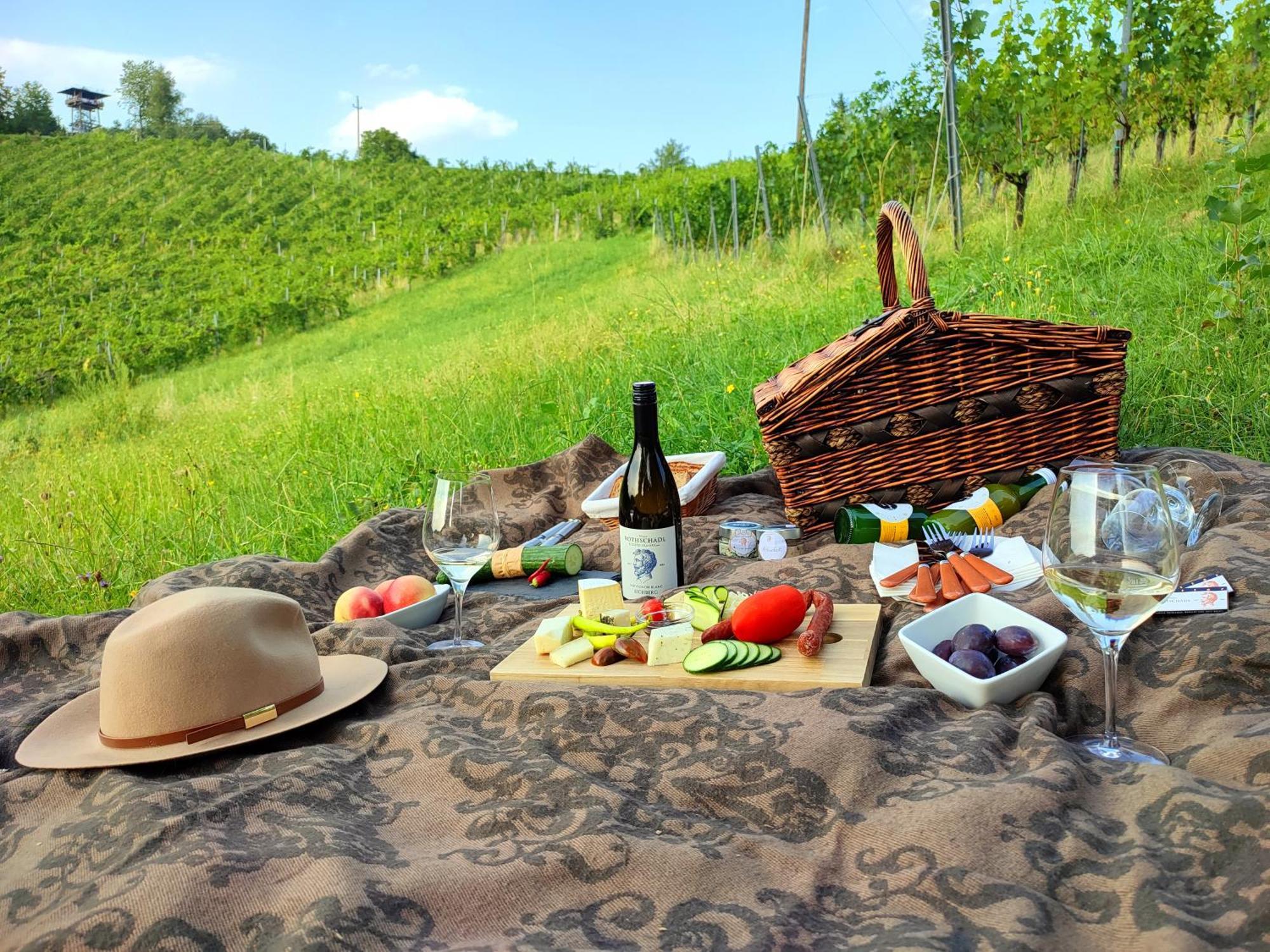 Weingut Winzerzimmer Rothschaedl Leutschach Zewnętrze zdjęcie