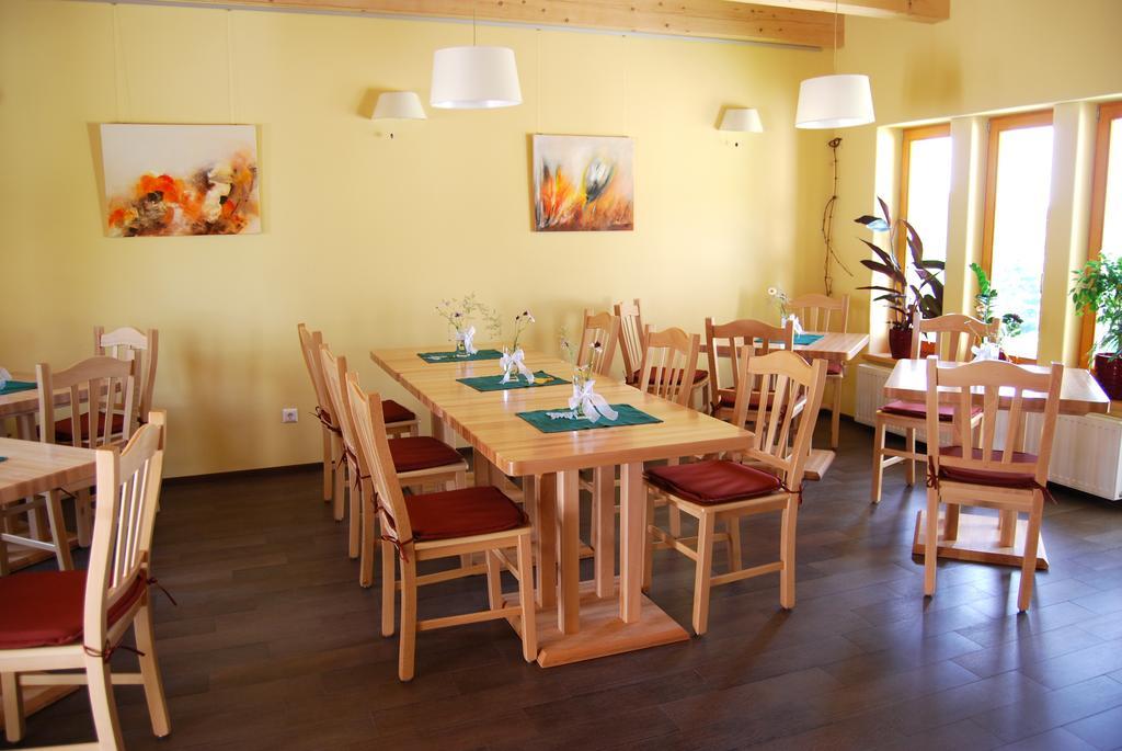 Weingut Winzerzimmer Rothschaedl Leutschach Zewnętrze zdjęcie